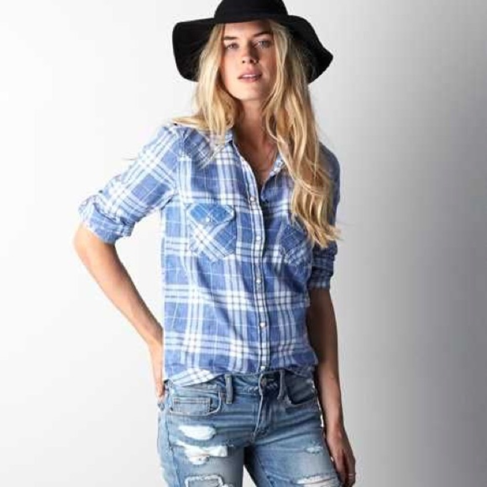 American Eagle Blue Vintage Boyfriend Plaid Shirt